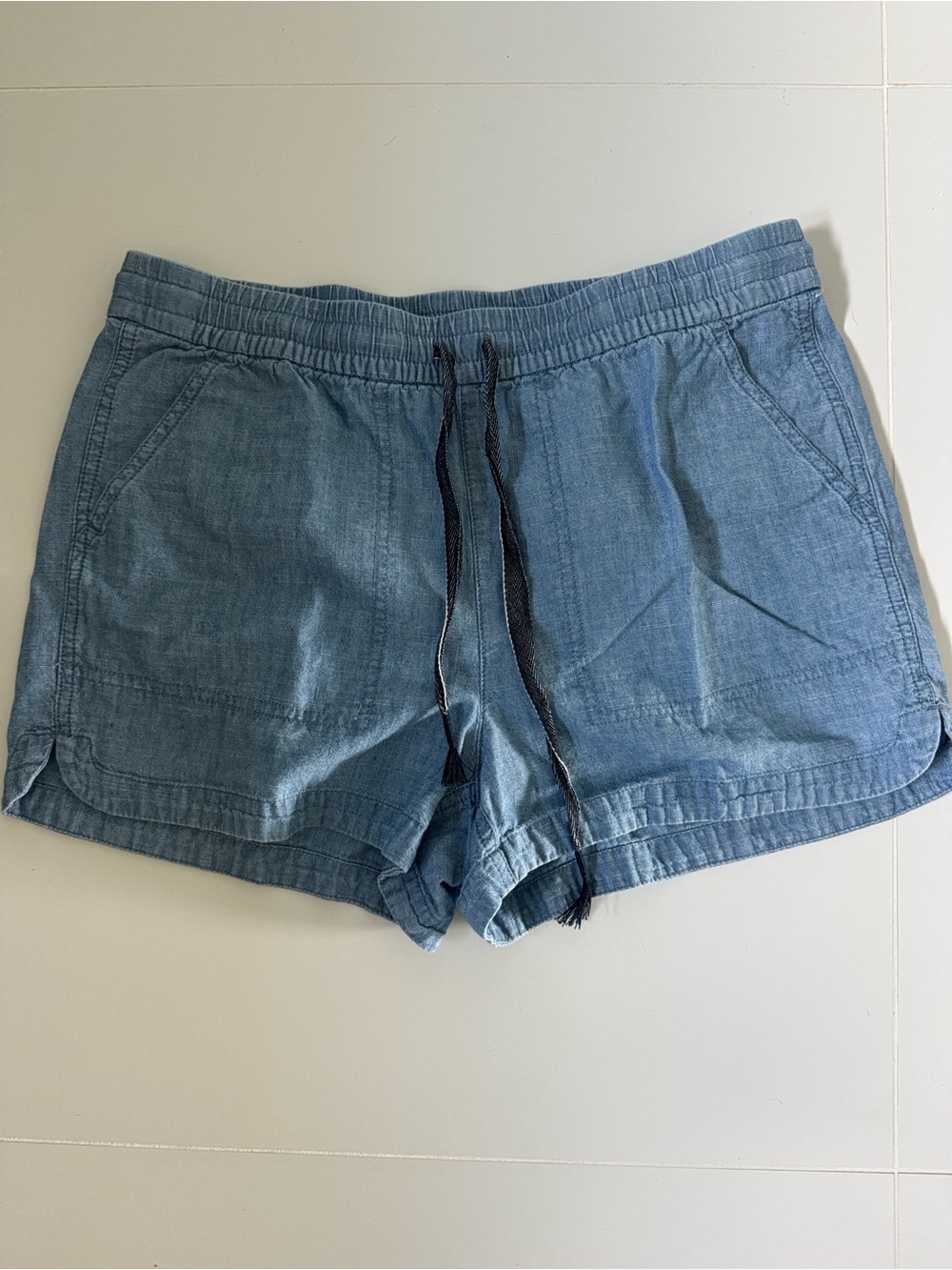 JCrew women’s cotton chambray shorts size Small